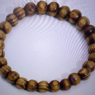 Bracelet en perle de bois