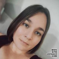 Voyance Voyantes & Médiums des Bouches du Rhône avec renoria voyante