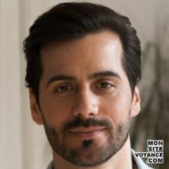 Voyant(e)s  kenan voyant